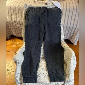 NWOT Easel size M Dark Navy Blue lightweight joggers